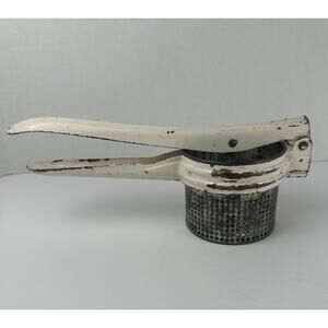 Ricer Potato Metal Kitchen Tool Enamel Vintage Gadget White Hand Manual Veggies